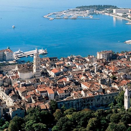 Luxury Rooms Ana In The Heart Of Split Exterior foto