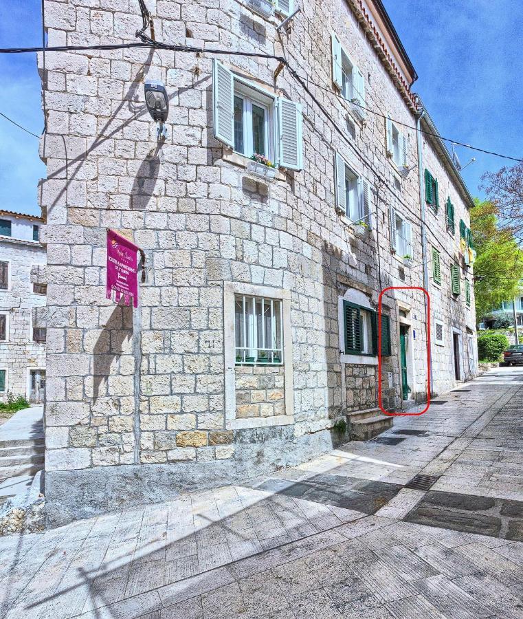 Luxury Rooms Ana In The Heart Of Split Exterior foto