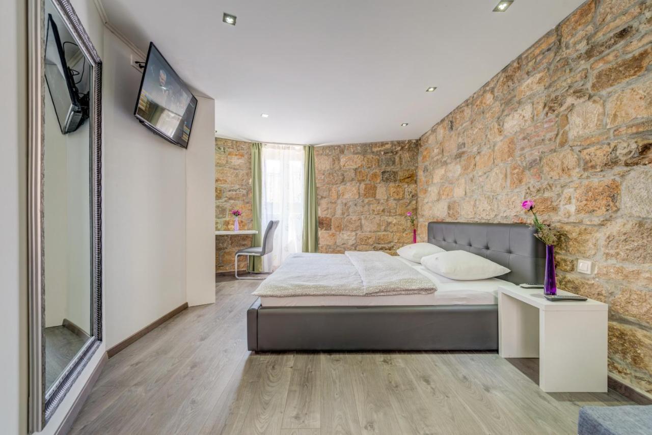 Luxury Rooms Ana In The Heart Of Split Exterior foto